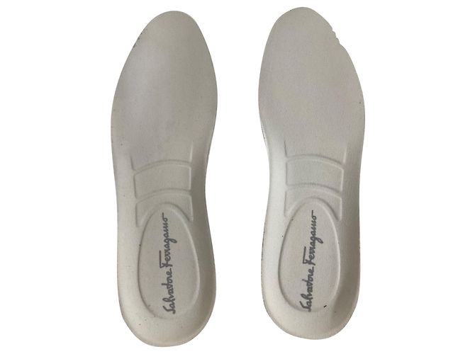 Salvatore Ferragamo Baskets à plateforme Truman Ferragamo en daim noir - vue 11