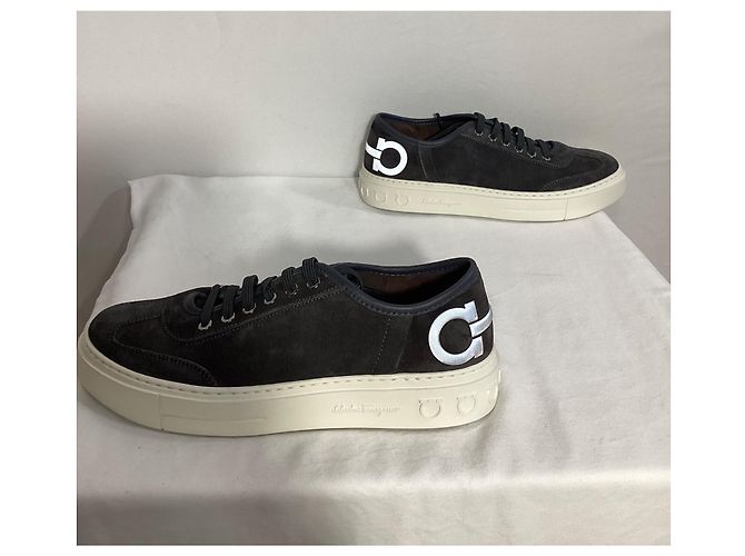 Salvatore Ferragamo Baskets à plateforme Truman Ferragamo en daim noir - vue 20