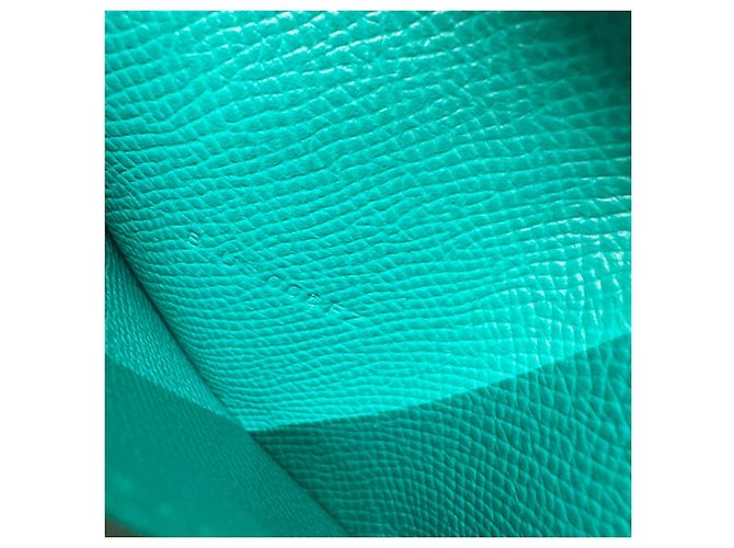 Hermès Hermes Bearn Tri-Fold Geldbörse aus grünem Epsom-Leder - Ansicht 11