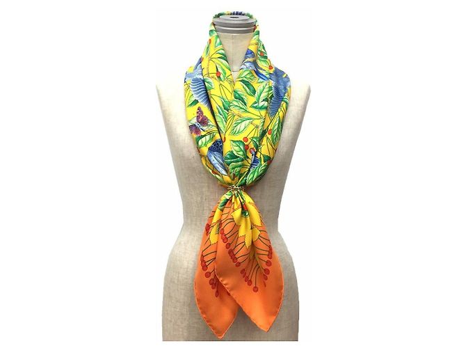 Foulard in seta Hermès - Le Ciliegie Merises Uccello Arancione Giallo - vista 2