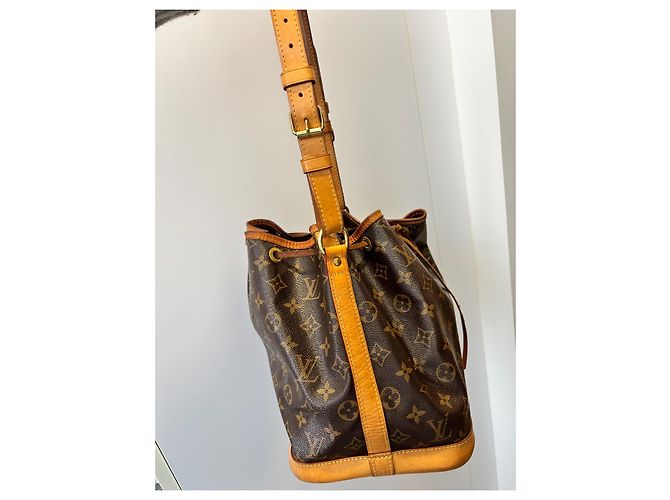 Noe Borsa tote Louis Vuitton in pelliccia marrone chiaro e scuro Marrone scuro - vista 4