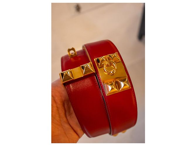 Hermès Medor Gürtel aus rotem Leder - Ansicht 3