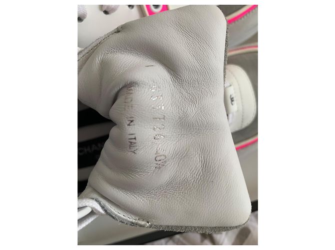 Chanel High-Top Sneaker Leder grau rosa - Ansicht 4