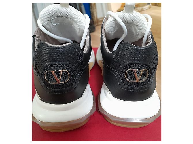 Sneakers Valentino Garavani in pelle nera Nero - vista 9