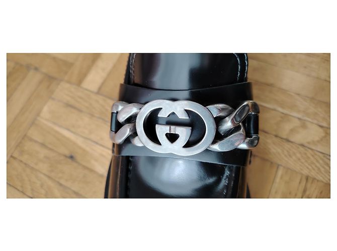 GUCCI MOCASSINO DONNA IN PELLE E SUOLA ACARRARMATO. Nero - vista 12