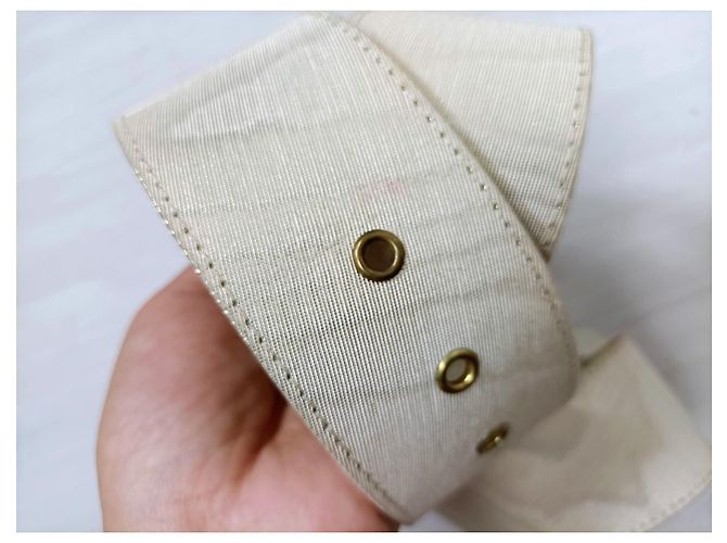 Vintage Saint Laurent Gürtel aus den frühen 80ern Weiß Golden - Ansicht 6