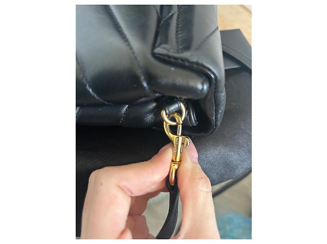 Borsa a mano Saint Laurent Loulou Toy in pelle nera Nero D'oro - vista 16