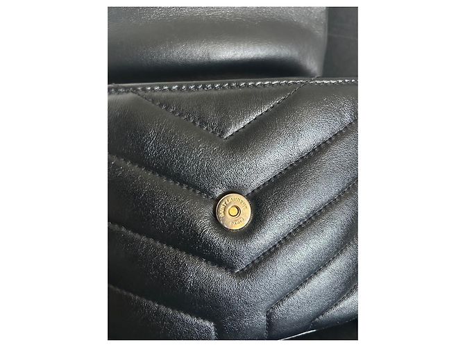 Borsa a mano Saint Laurent Loulou Toy in pelle nera Nero D'oro - vista 6