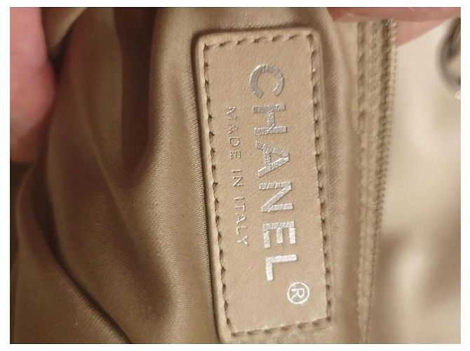 Timeless Borsa a mano Chanel in pelle d'agnello crema Crudo - vista 11