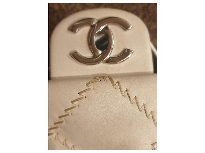 Timeless Borsa a mano Chanel in pelle d'agnello crema Crudo - vista 6