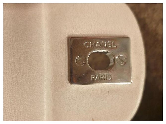 Timeless Borsa a mano Chanel in pelle d'agnello crema Crudo - vista 8
