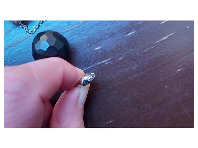 Orecchini Pomellato Victoria in onice nero e diamanti oro bianco - vista 5