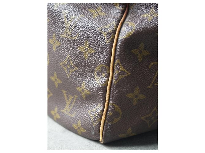 Borsa da viaggio Keepall 55 di Louis Vuitton Marrone - vista 9