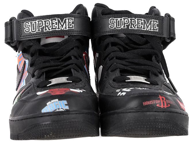 Supreme x Nike Air Force 1 Mid Sneakers Supreme in Pelle Nera Nero - vista 2