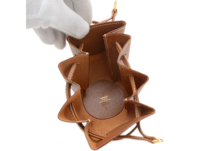 Hermès Pochette Hermes Vespa en cuir de Courchevel Doré - vue 4