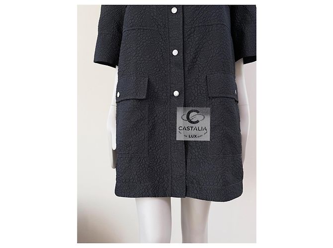 Chanel Trench coat com padrão de camélias icônicas - vista 11