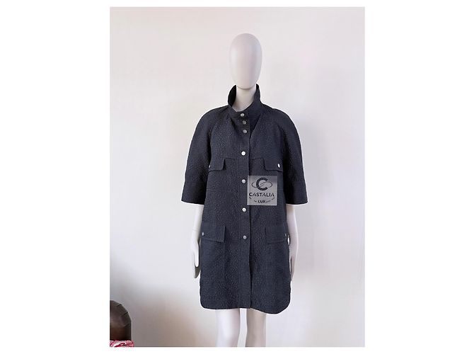Chanel Trench coat com padrão de camélias icônicas - vista 3