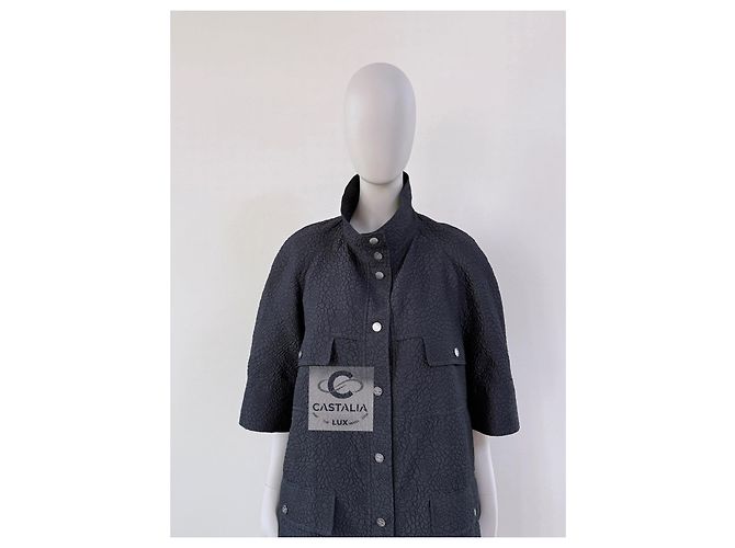 Chanel Trench coat com padrão de camélias icônicas - vista 4