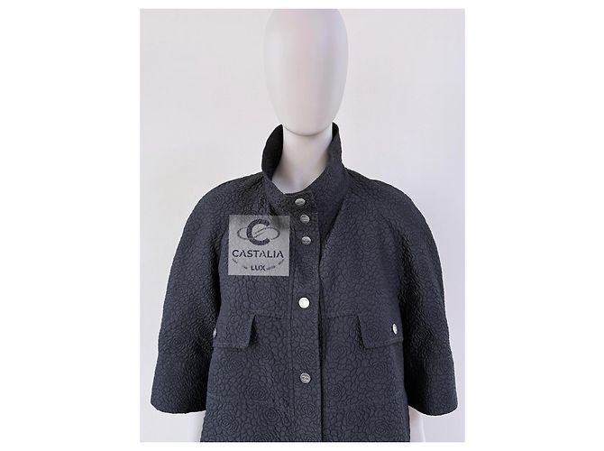 Chanel Trench coat com padrão de camélias icônicas - vista 5