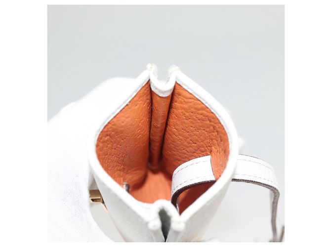 Pochette in pelle Gancini Salvatore Ferragamo bianca Auth KD566 Bianco - vista 19