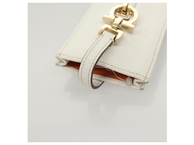 Pochette in pelle Gancini Salvatore Ferragamo bianca Auth KD566 Bianco - vista 6