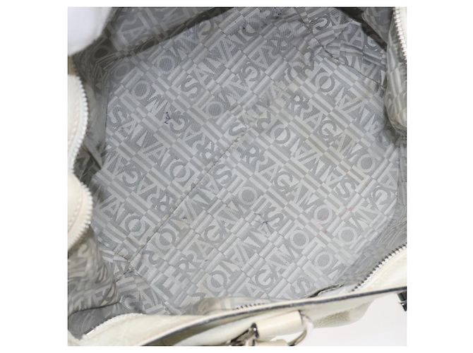 Borsa a Spalla Gancini in Pelle Bianca Argento Auth KD545 di Salvatore Ferragamo Bianco - vista 11