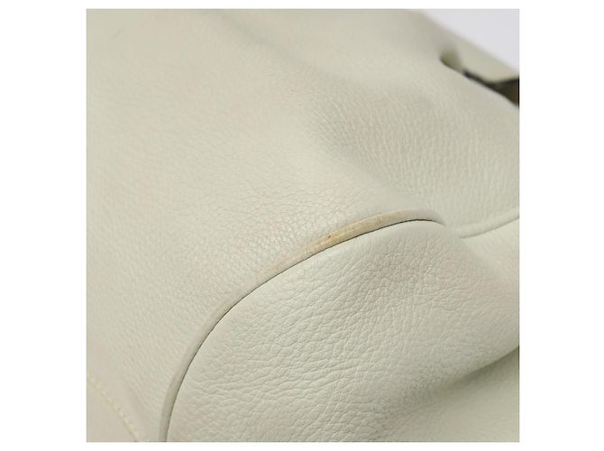 Borsa a Spalla Gancini in Pelle Bianca Argento Auth KD545 di Salvatore Ferragamo Bianco - vista 15