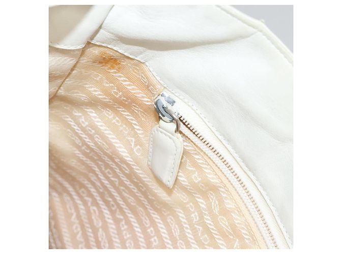 PRADA Borsa a mano in pelle bianca Auth 117223 Bianco - vista 24