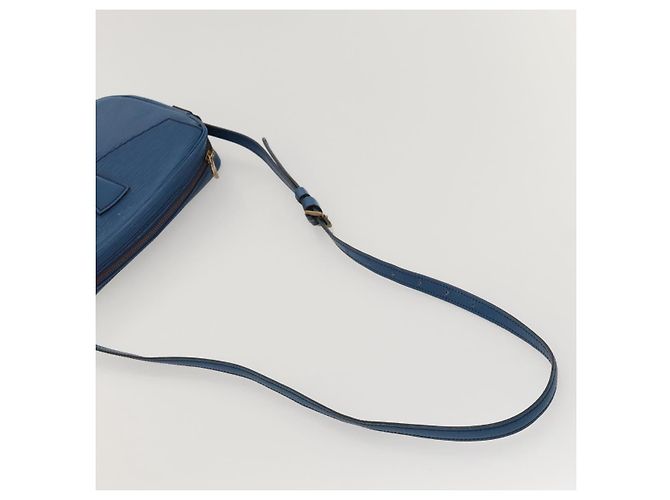 LOUIS VUITTON Epi June Feuille Shoulder Bag Blue M52155 LV Auth KD477 - view 7