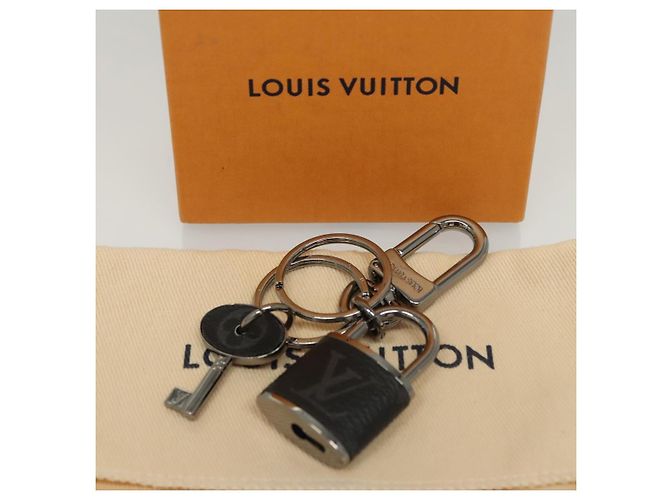 LOUIS VUITTON Monogram Eclipse Portachiavi LV Lock Charm M61951 LV Auth 116012 Monogramma - vista 12