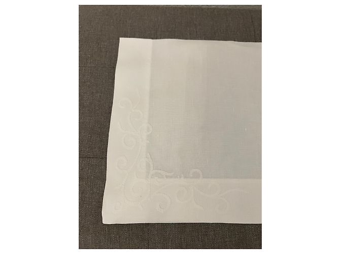 Autre Marque Eri Lot de 12 Serviettes en Lin Blanc Brodées à la Main - vue 11