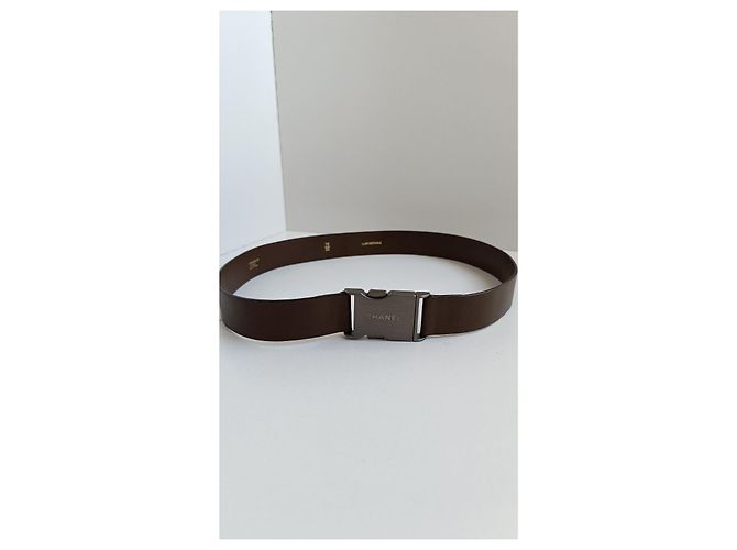CHANEL von Karl Lagerfeld 00A 2000/2001 Ledergürtel mit gebürsteter Metallschnalle Braun - Ansicht 5