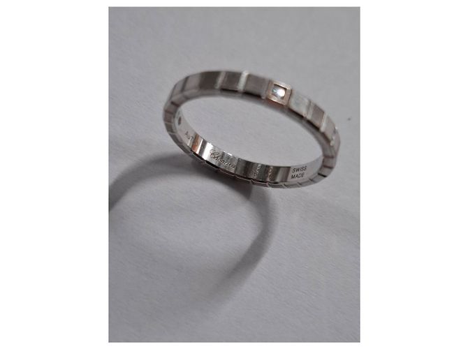 Chopard Ice Cube Pure Diamantring aus 18kt Weißgold - Ansicht 15
