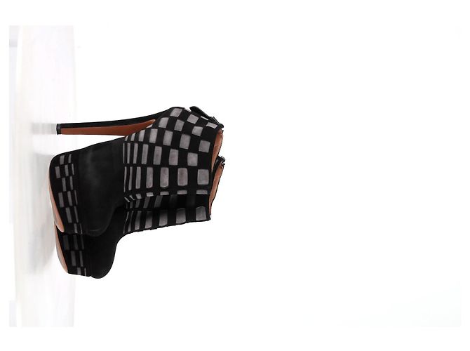 Stivaletti con piattaforma in suede nero con taglio laser Alaïa - vista 11