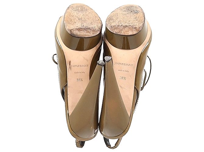 Burberry Slingback-Absätze aus olivgrünem Lackleder - Ansicht 6