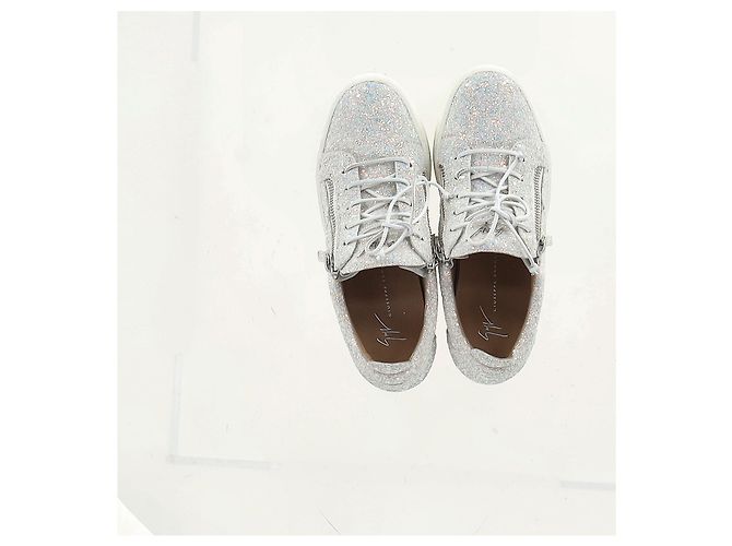 Tênis May London de Giuseppe Zanotti em glitter branco Prata - vista 13