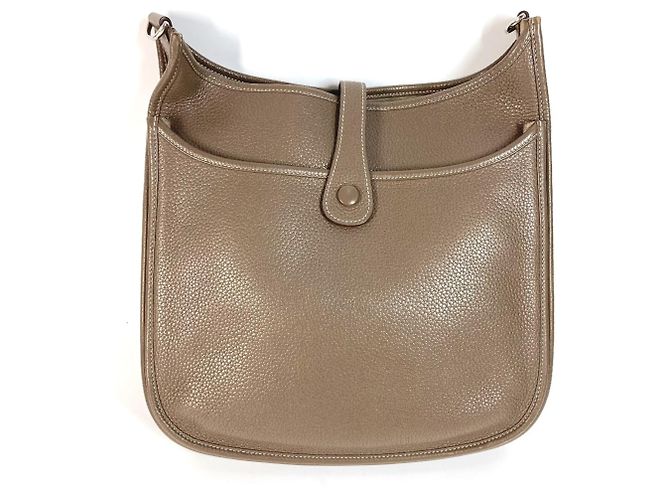 Hermès Bolsa de Ombro Hermes Logo Perfurado Evelyn GM 3 Marrom Taupe - vista 7