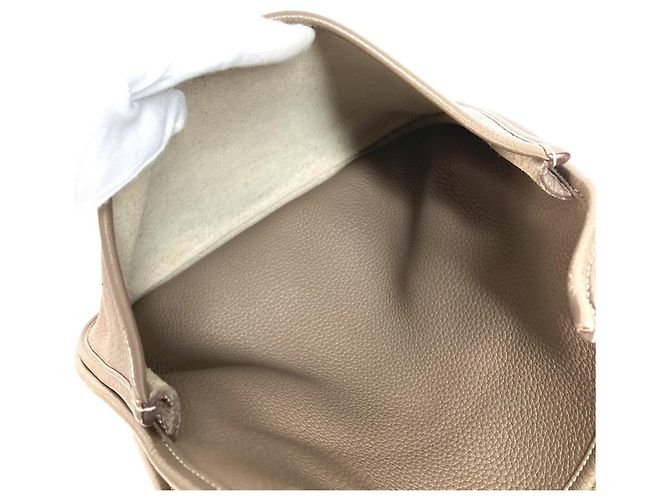 Hermès Bolsa de Ombro Hermes Logo Perfurado Evelyn GM 3 Marrom Taupe - vista 9
