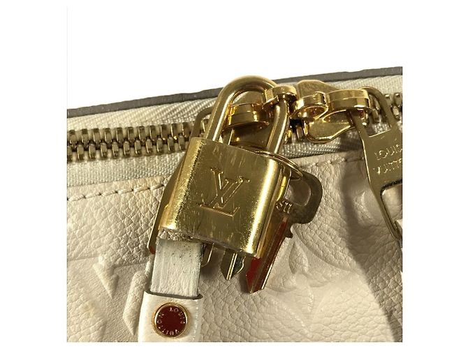 Borsa tote Lumineuse PM in Monogram Empreinte Louis Vuitton Bianco - vista 12