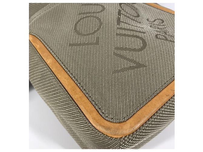 Bolso cruzado Louis Vuitton Monogram Geant Citadan Castaño - vista 16