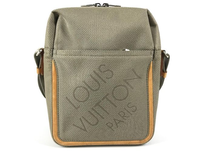 Bolso cruzado Louis Vuitton Monogram Geant Citadan Castaño - vista 2