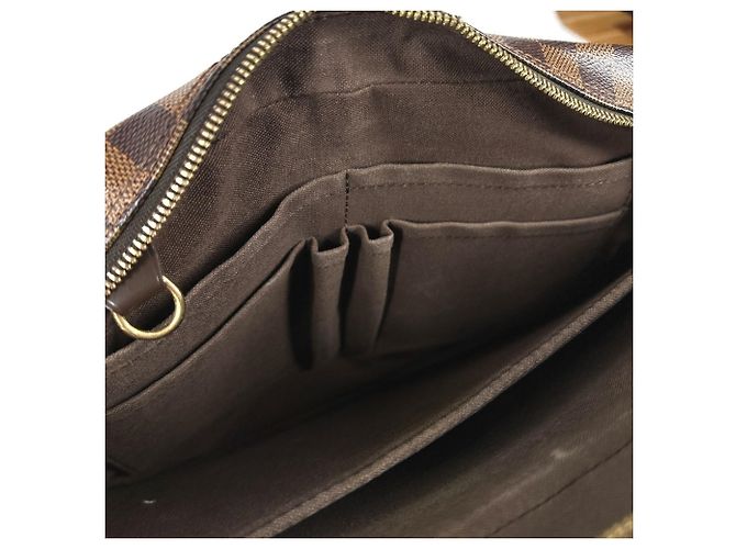 Borsa Damier Shelton MM di Louis Vuitton Marrone - vista 11