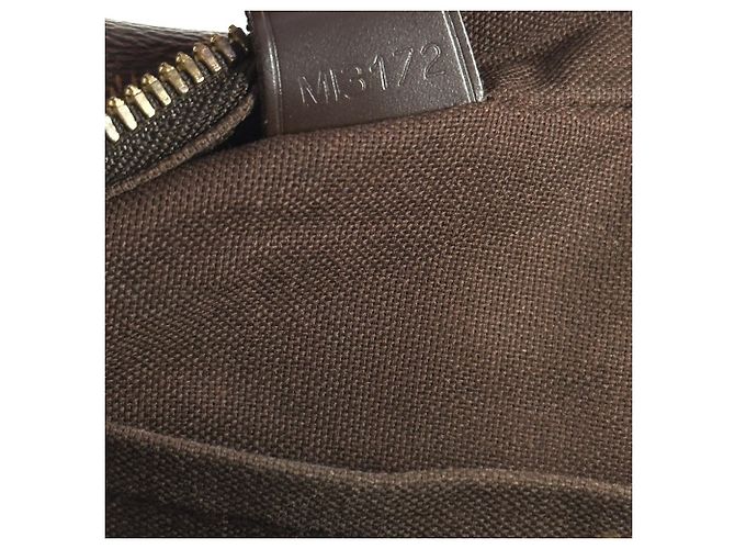 Borsa Damier Shelton MM di Louis Vuitton Marrone - vista 12