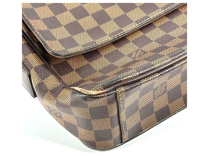 Borsa Damier Shelton MM di Louis Vuitton Marrone - vista 5