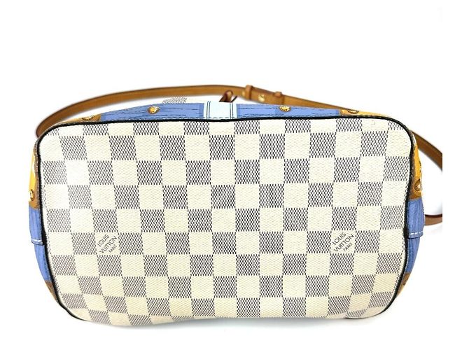 Néonoé Borsa NeoNoe Trunk Estiva Damier Azur di Louis Vuitton Bianco - vista 3