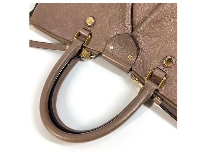 Borsa Motherine MM in Monogram Empreinte Louis Vuitton Beige - vista 8