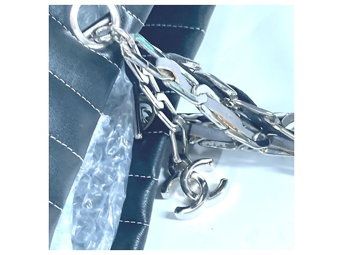 Borsa a spalla W-Chain Mademoiselle di Chanel Nero - vista 11