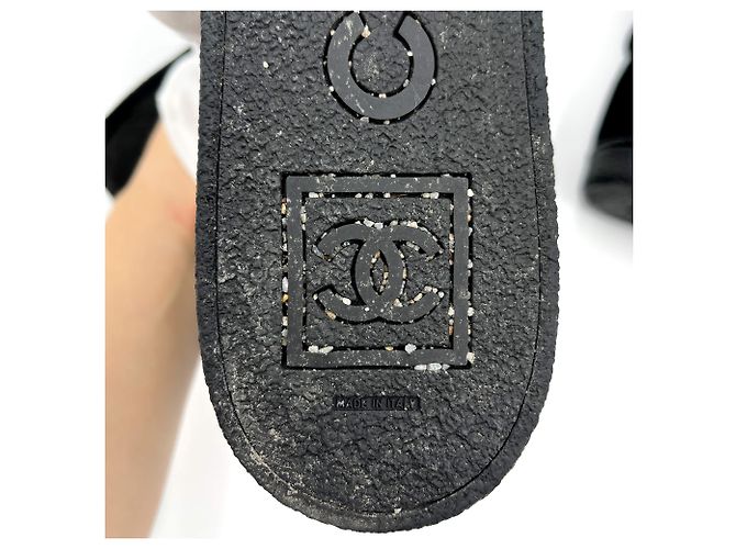Timeless Chanel Botas planas de ante CC 40 negras Negro - vista 10