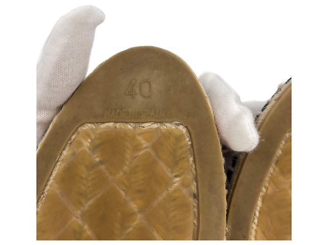 Timeless Chanel Flache Leder Schuhe mit Kappenzehen 40 Beige - Ansicht 7
