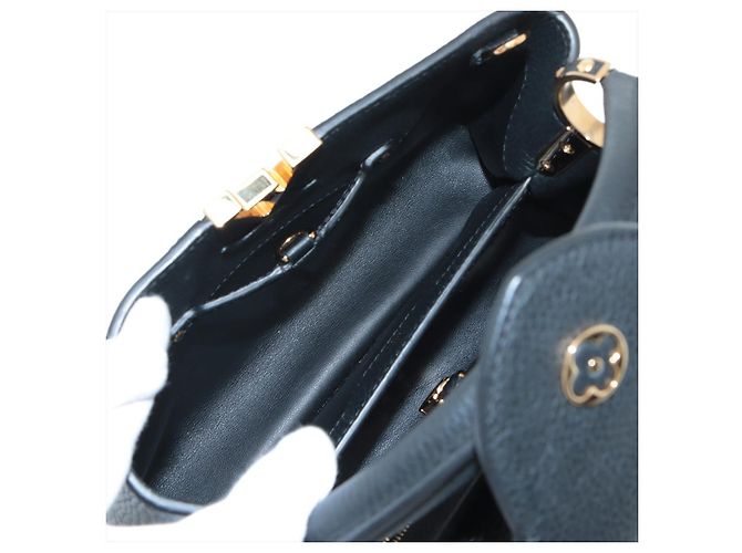 Louis Vuitton Capucines BB 2way Taurillon Leather Trapped Leopard Black - view 9